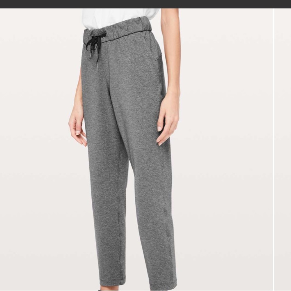 On the fly lululemon pants size 6